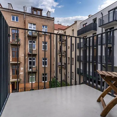 Premium With Air Conditioning, Heart In Cracow Apartman